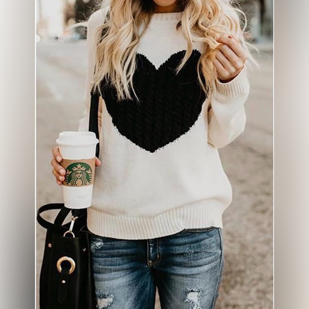 Ye Mak Women's Cream Sweater Black Heart Cable Knit Design Medium Cotton Blend